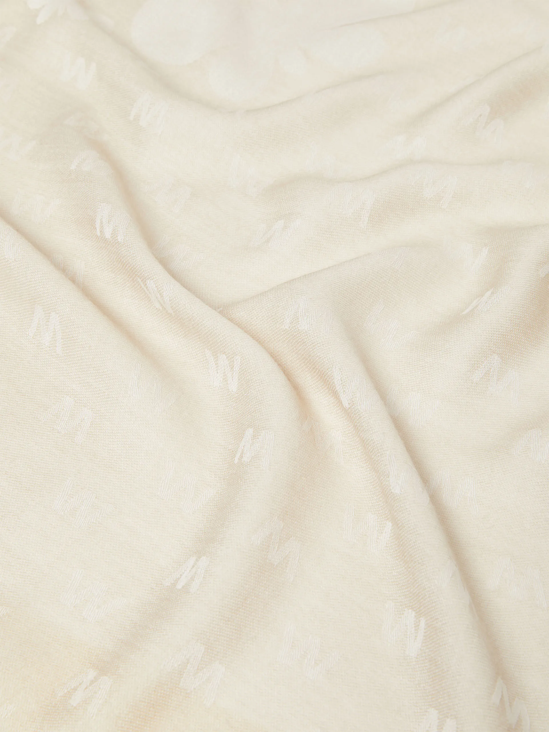 Châle jacquard de viscose et laine