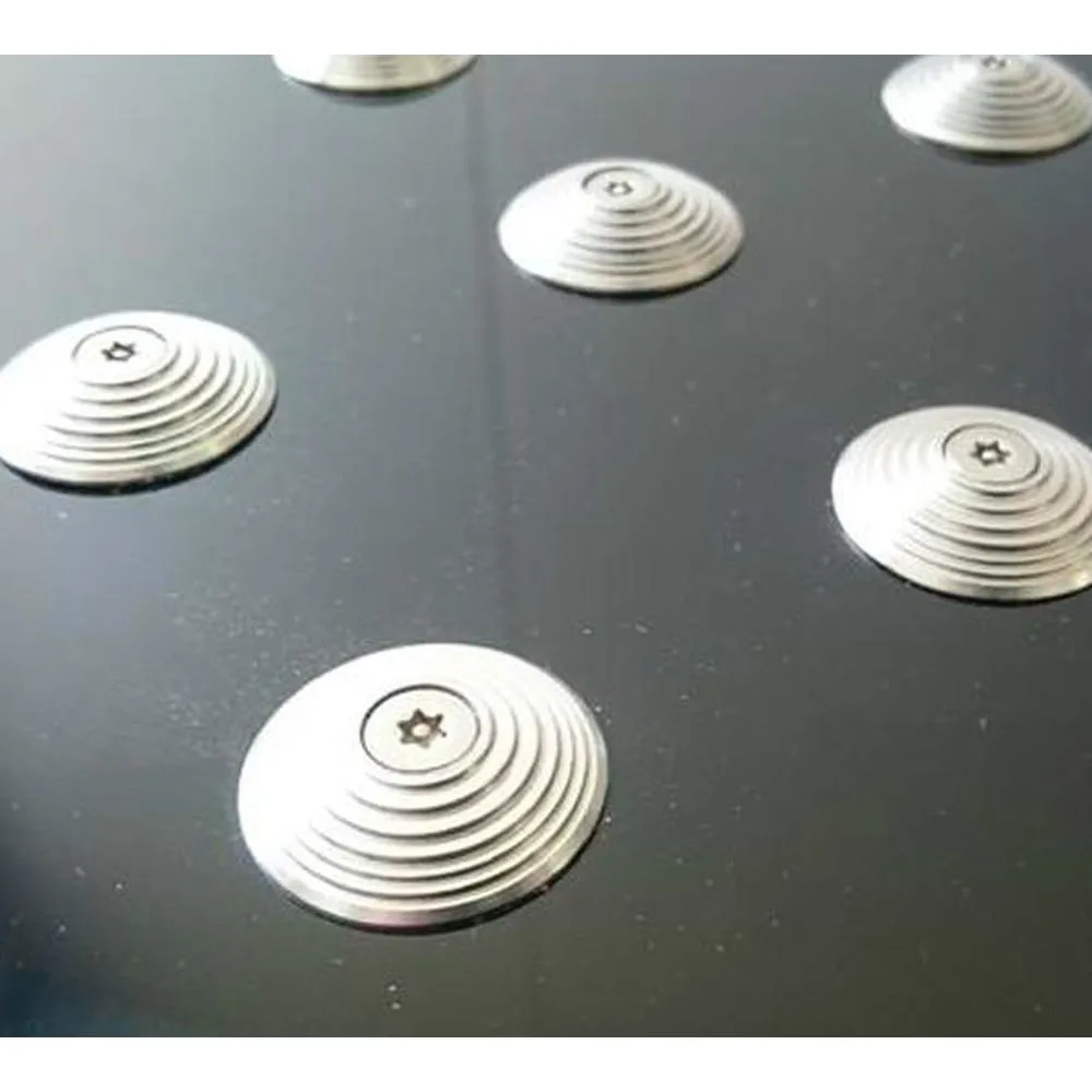 Clous podotactiles à visser acier zingué blanc vendu par lot de 250 clous