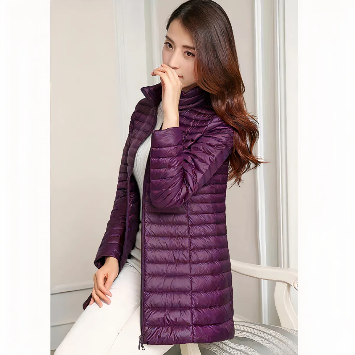 Doudoune violette mi-longue et cintrée pour femme • 