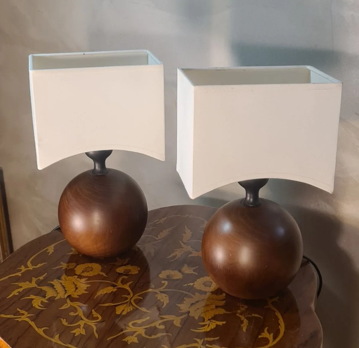 lampe de chevet design scandinave boule bois ronde 26x15 cm