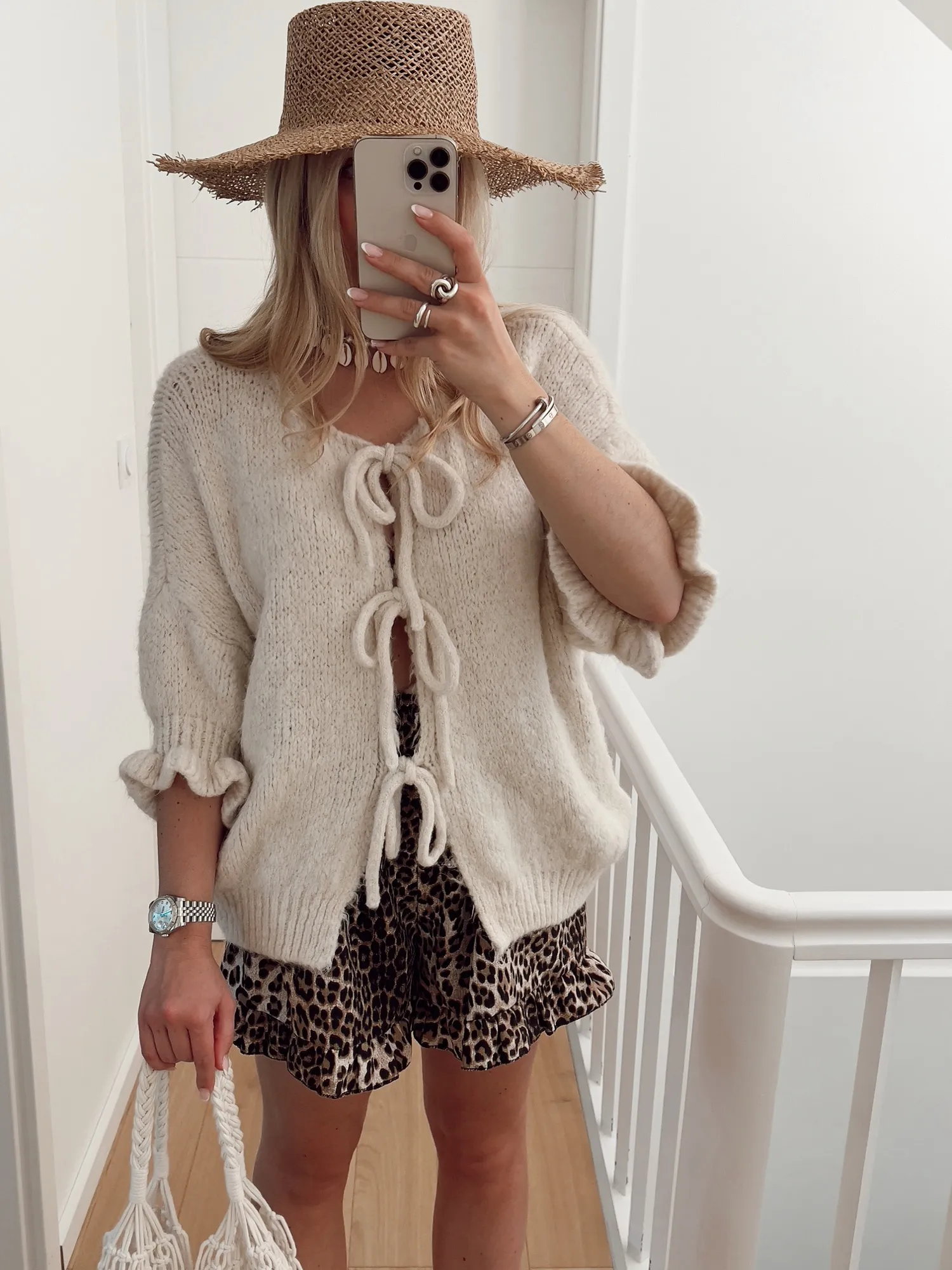 Pull CLAIRE Noeuds et manches courtes à froufrous, écru