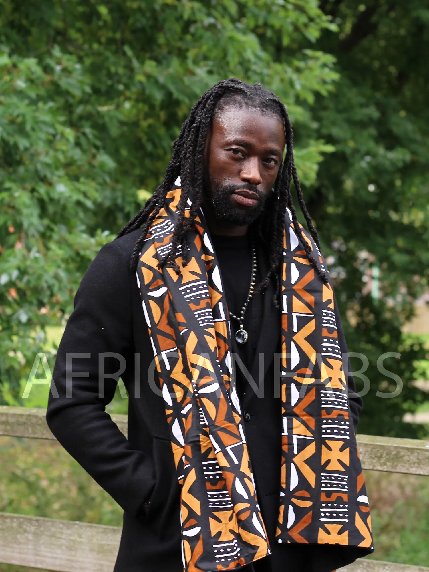 SET ÉCHARPE + CHAUSSETTES - Imprimé africain Echarpes d'hiver + Chaussettes marron Bogolan